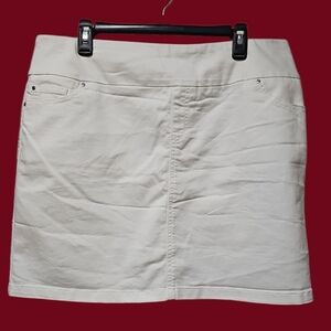 Women's Cream Skirt
